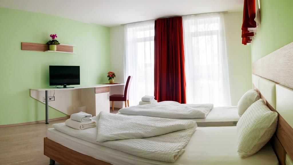 Hotel Pallone Balatonfüred Chambre photo