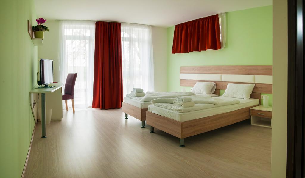 Hotel Pallone Balatonfüred Chambre photo