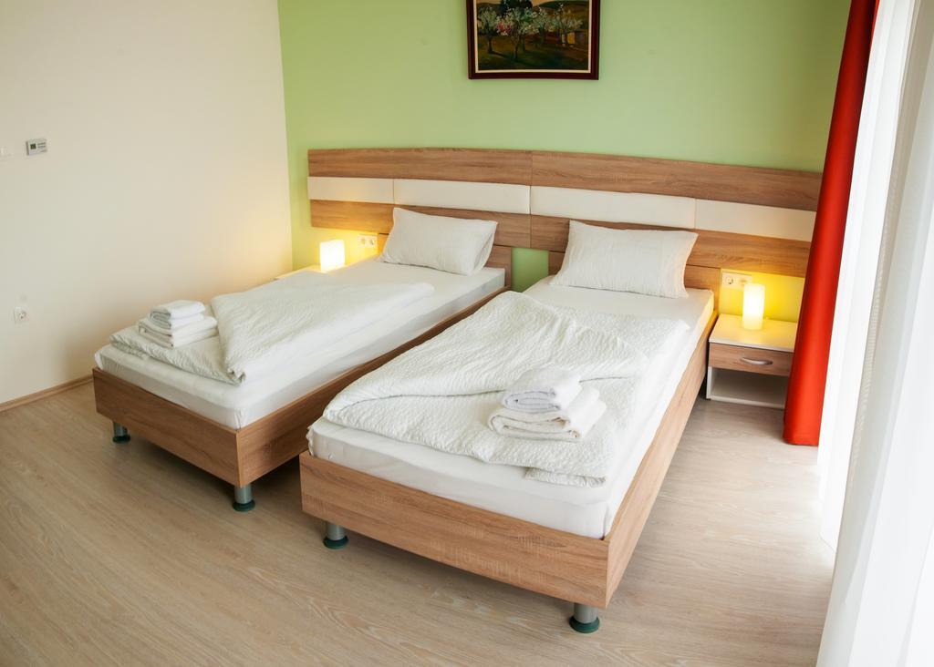 Hotel Pallone Balatonfüred Chambre photo